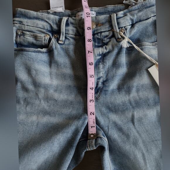 Good American Good Legs Skinny Distressed in Indigo Size 6/28 - Picture 7 of 16